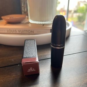 Mac “Crème in your Coffee“ lipstick